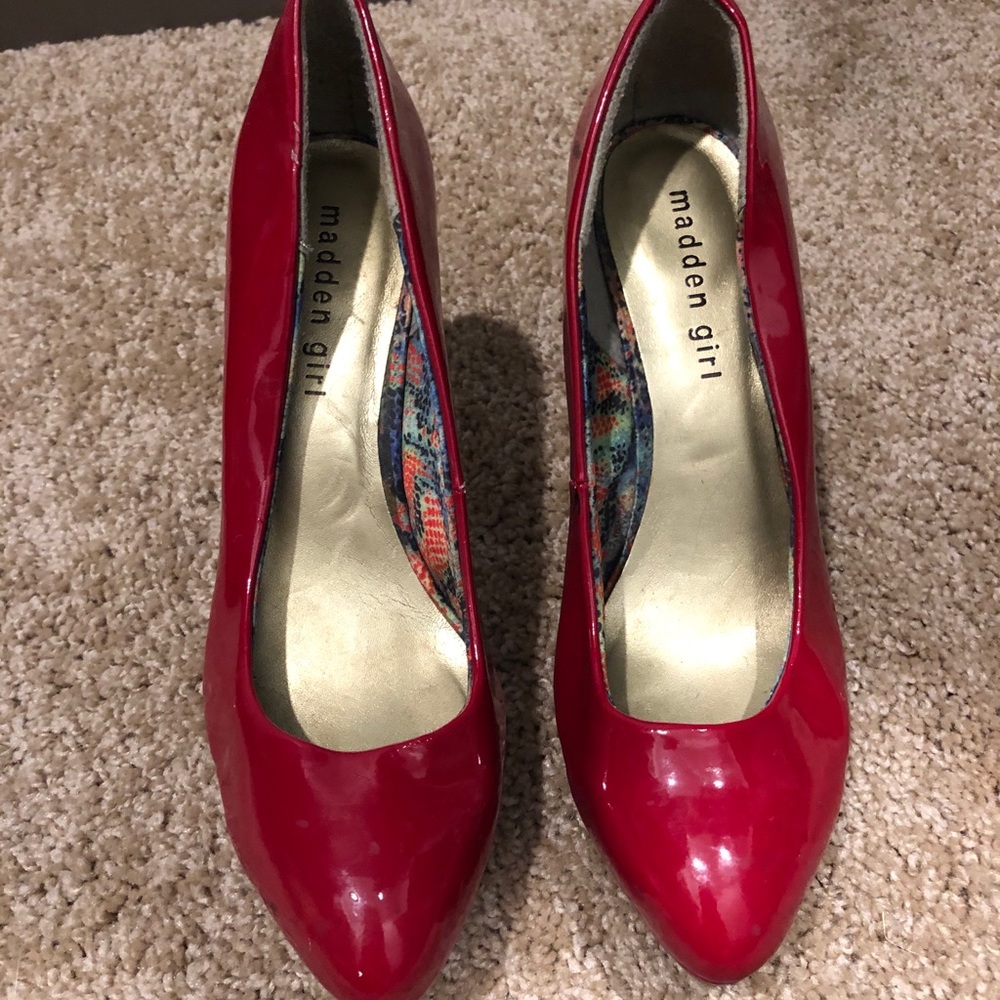 Madden Girl Pumps